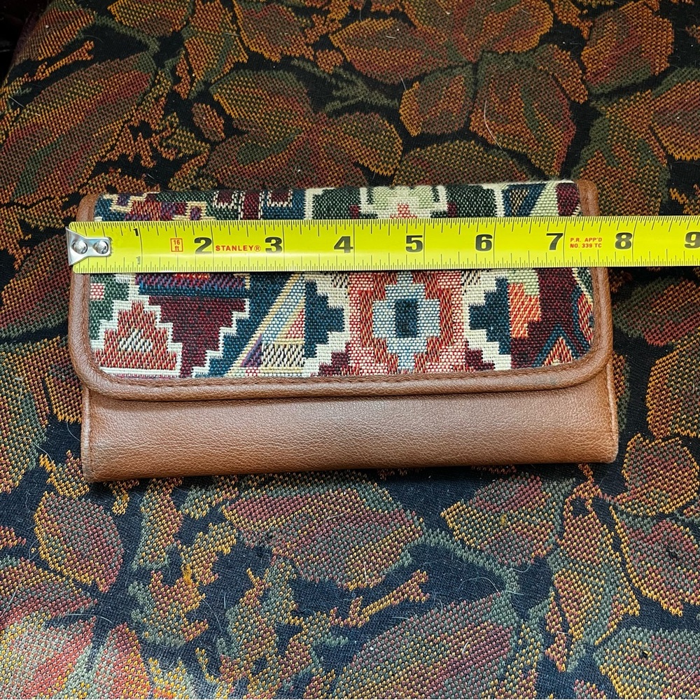 Boho Aztec/Tribal Patterned Wallet - Picture 9 of 11